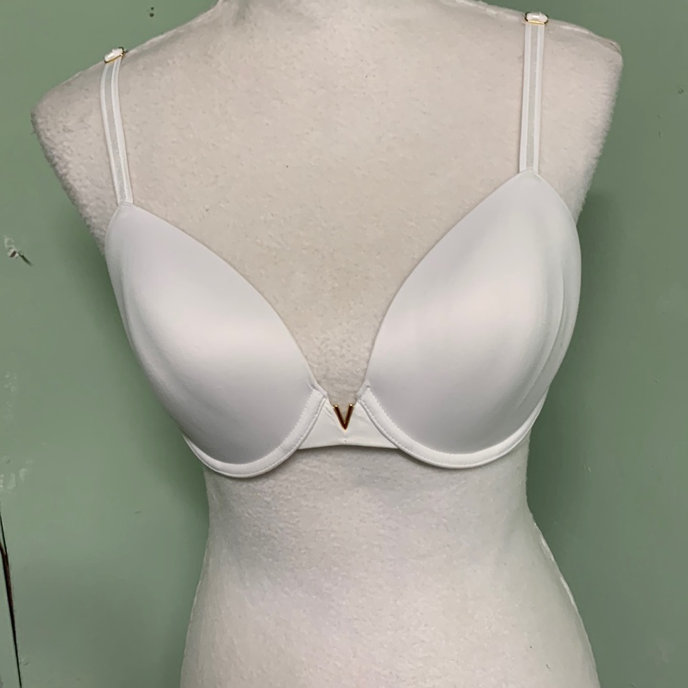 Victoria secrets bra